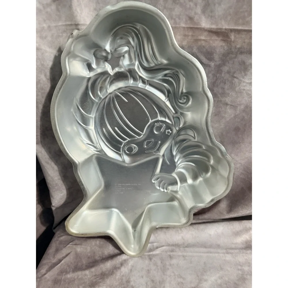 Vintage 1983 Wilton RAINBOW BRITE Hallmark Korea Cake Pan #2105-4798